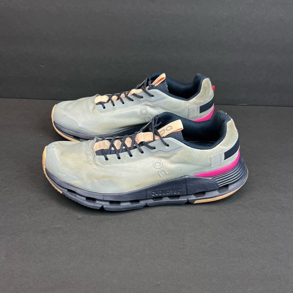 On Cloud Cloudnova Form Glacier/Aurora
Womens Siz… - image 2